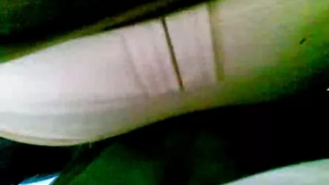 Nóng khiêu dâm, không giấy đăng ký  Một anh chàng với hình xăm sắp xếp tốt, với một người không có các lớp học hôm nay. Tolochka mình không muốn phim sex nhật bản ko che chơi với anh và vui vẻ