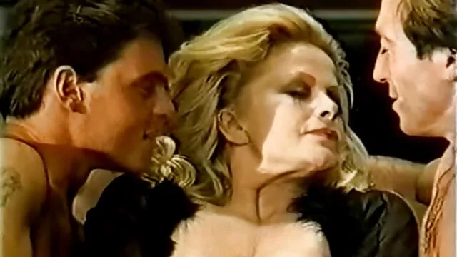 Nóng khiêu dâm, không giấy đăng ký  Alexis vuốt ve phim sex nhật ko che cô ấy âm đạo