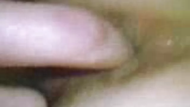 Nóng khiêu dâm, không giấy đăng ký  Cô sosot trên cam xec nhat khong che gái
