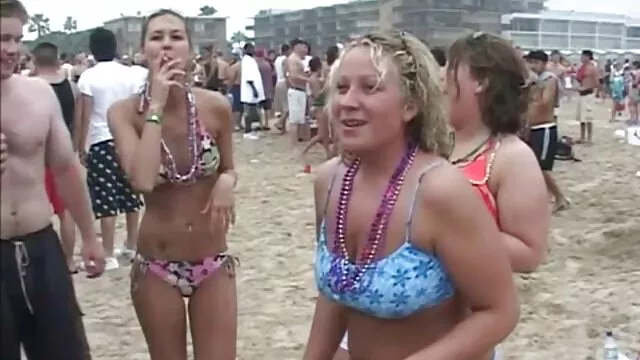 Nóng khiêu dâm, không giấy đăng ký  Tanya phim sex khong che moi nhat mặt