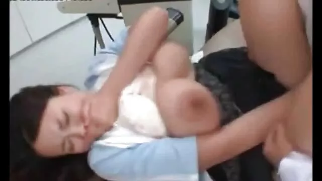 Nóng khiêu dâm, không giấy đăng ký  Mẹ liếm cơ thể của một sex nhat ban ko che người tình trẻ
