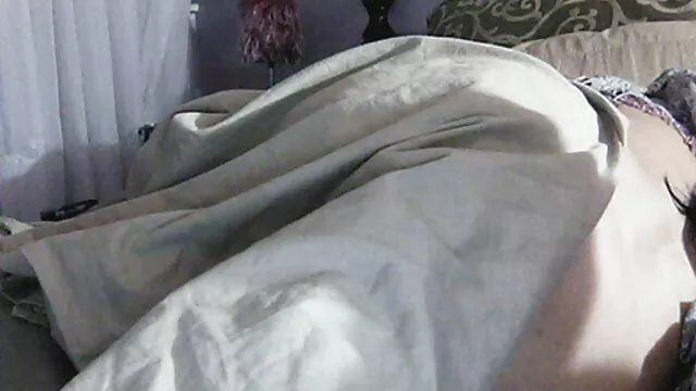 Nóng khiêu dâm, không giấy đăng ký  Fat, chị của cô bạn gái sex khong che moi nhat với một dương vật,