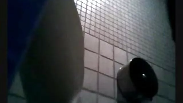 Nóng khiêu dâm, không giấy đăng ký  Những ngày này, tóc vàng bắt đầu với phim xex nhat khong che đi vào phòng tắm, làm bữa ăn sáng và bắt buộc, thổi kèn, và vào cổ họng của chồng cô.